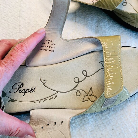 Propet Sandal Cream Metallic Croc Print Trinidad Comfort Leather Women’s size 8 - Picture 7 of 16